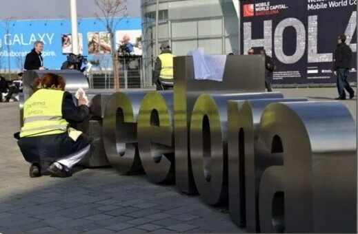 A Barcelone, le Mobile World Congress transforme la cité catalane en capitale mondiale des télécoms