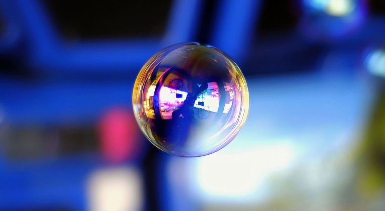Are there any tangible signs that Web 2.0 is an other bubble?